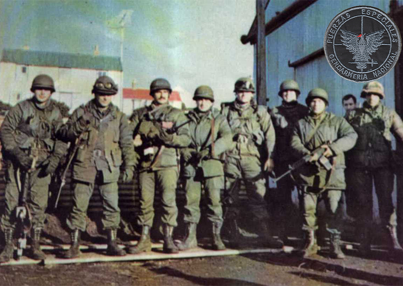 Los Gendarmes del Escuadrón Alacrán